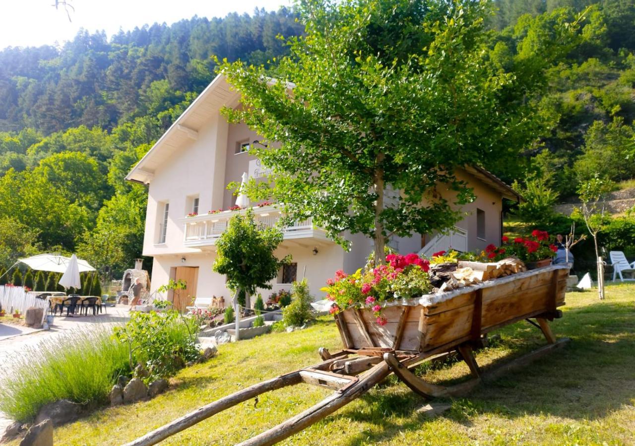 B&B Villa Paradiso Медзана Екстериор снимка