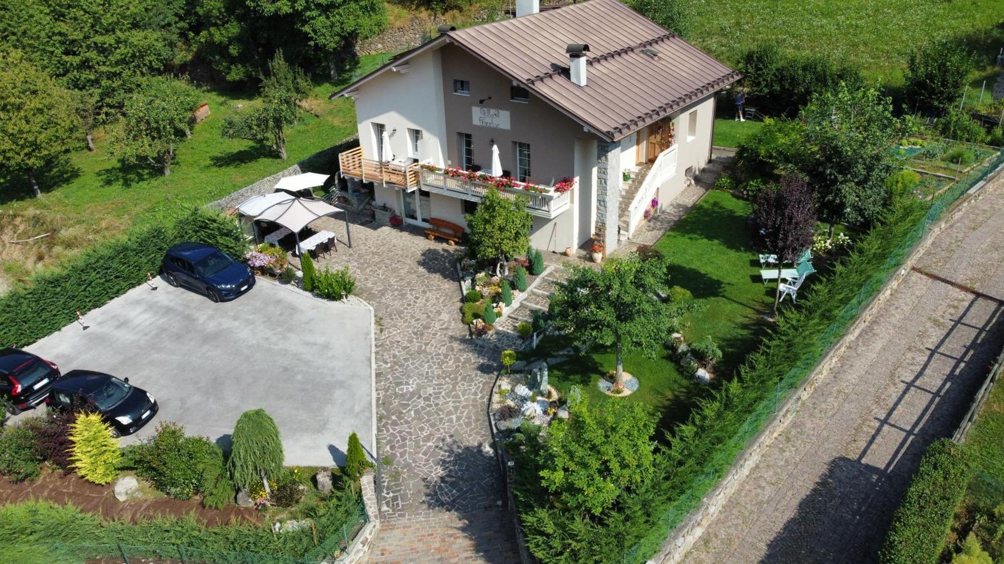 B&B Villa Paradiso Медзана Екстериор снимка